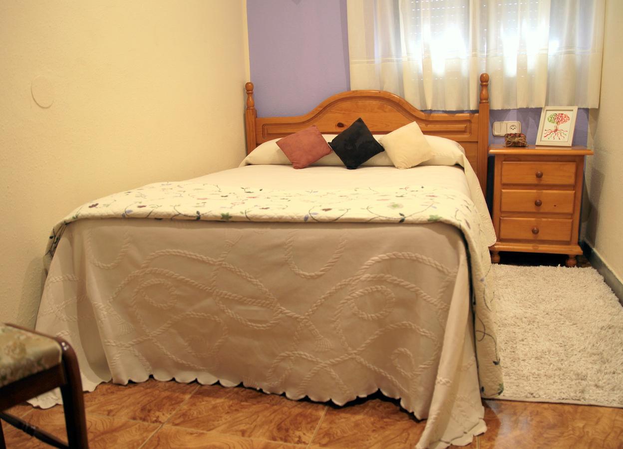 Hostal Pachin Mieres  Exterior foto